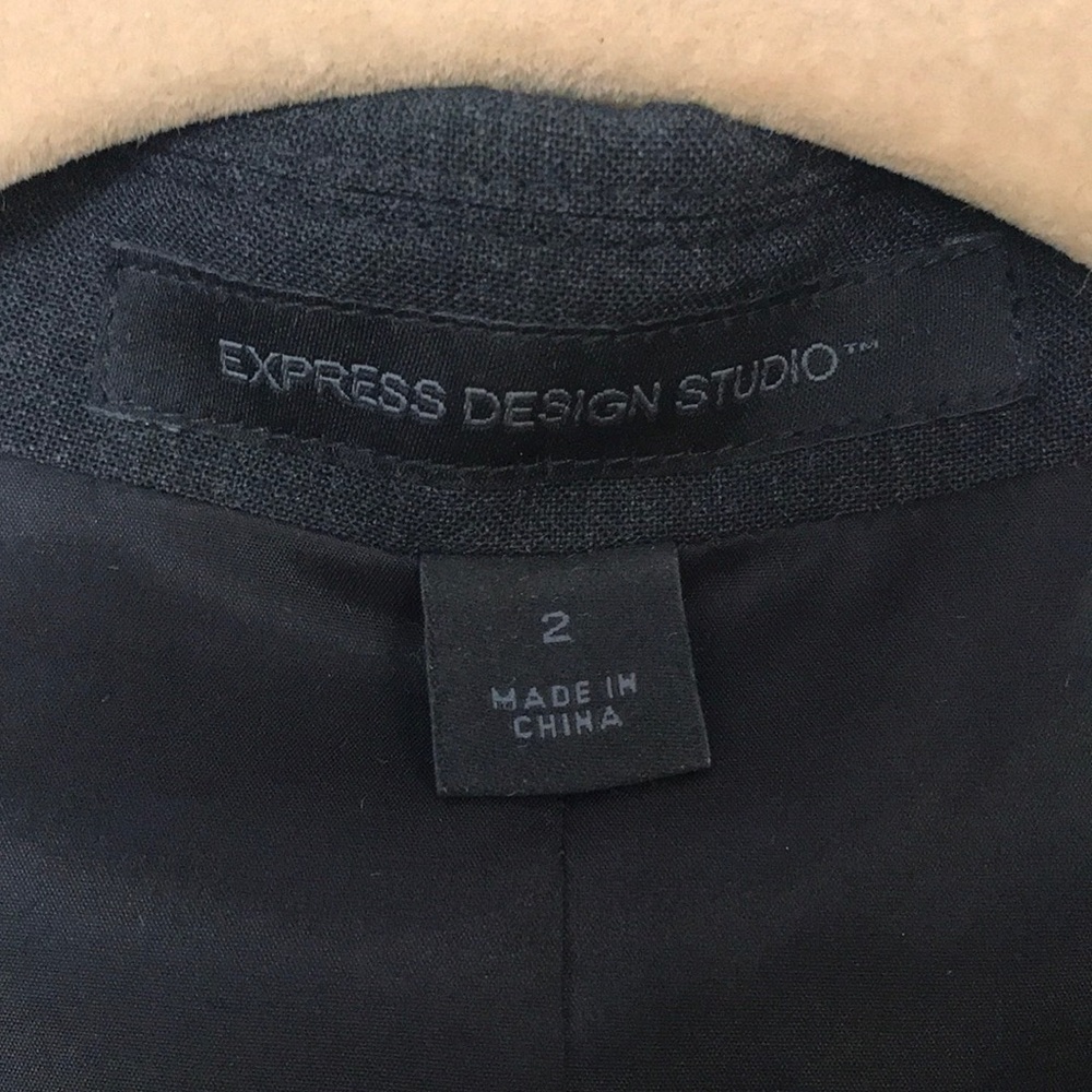 Express Design Studio Blazer - Picture 2 of 3
